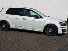 Golf 7 GTI mit Tieferlegungsfedern und 19 Zoll