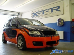 touran_kw_01
